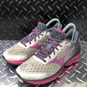 mizuno wave rider 8